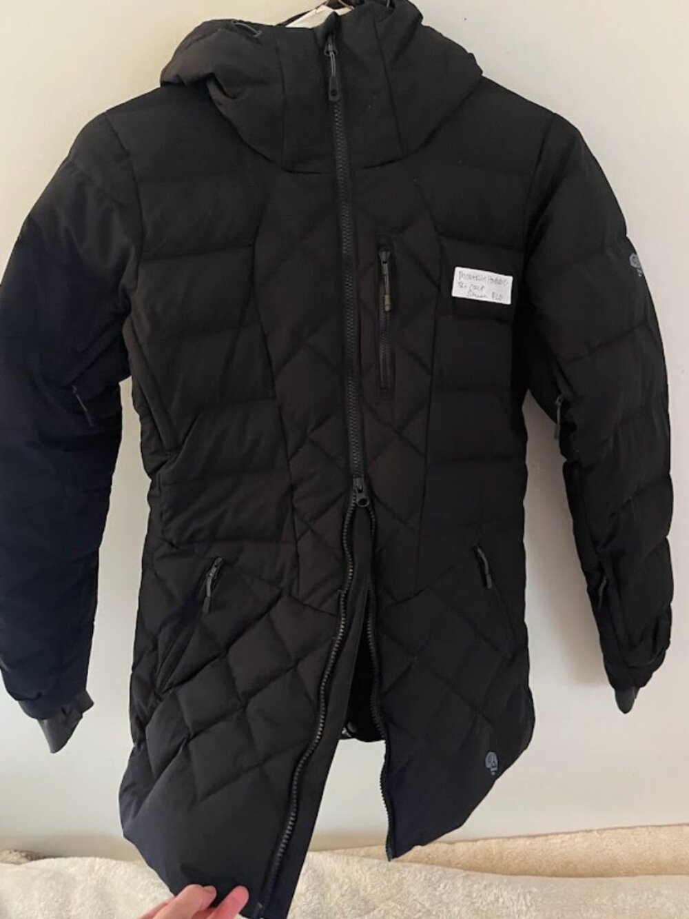 Mountain Hardwear Women’s Downhill Down Parka, 700-Fill Q.Shield Down, Black/Gra